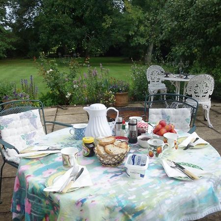 Bed and Breakfast St Michaels House Crediton Exterior foto